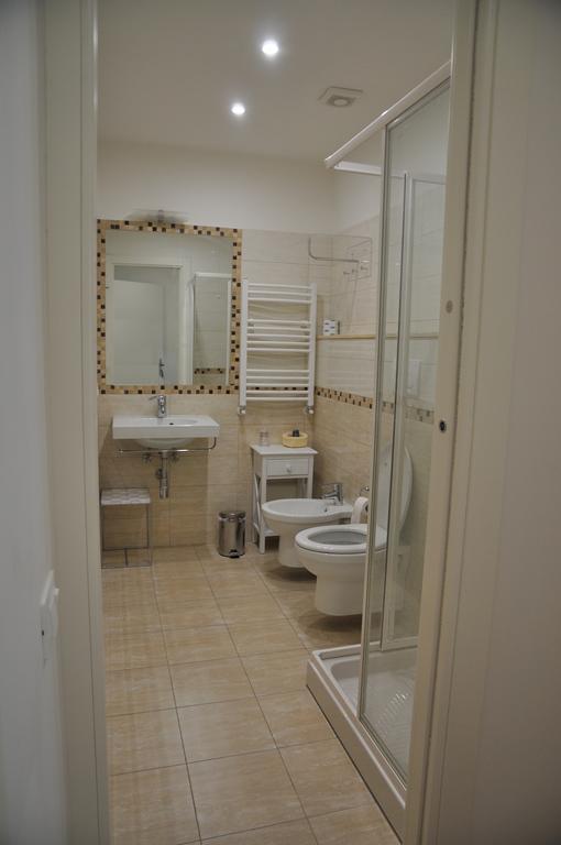 B&B Five โรม ภายนอก รูปภาพ
